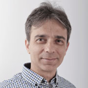 Yaron Oz